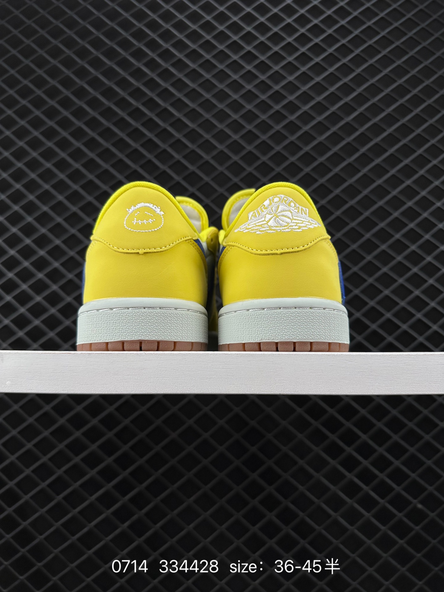 Travis Scott x Air Jordan 1 Low 